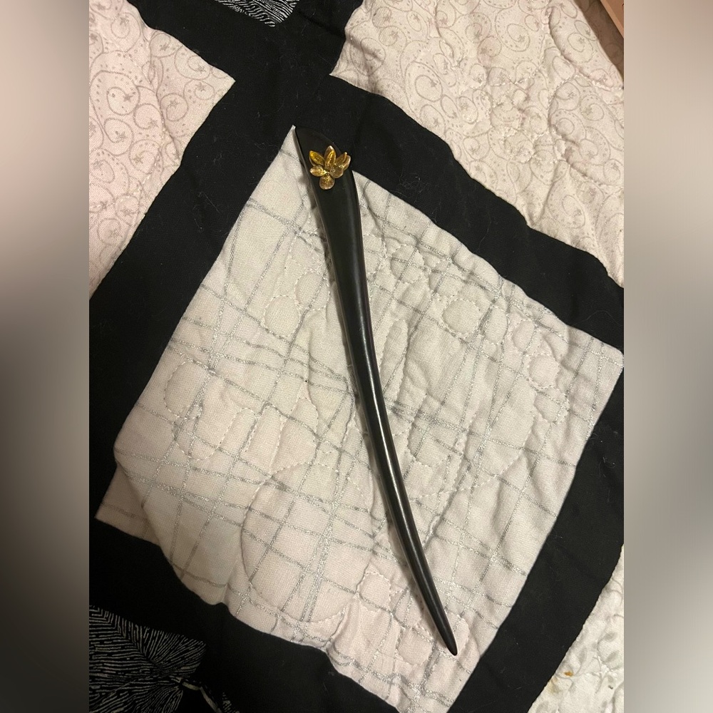 Hair stick